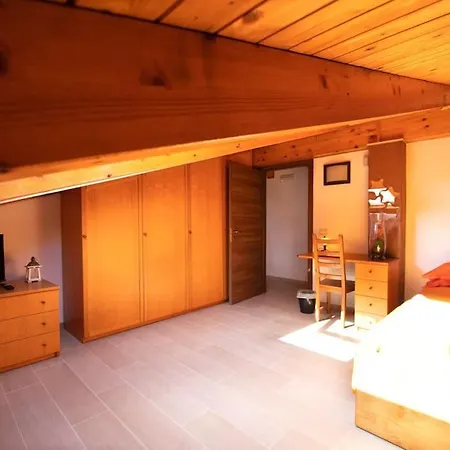Apartman Etna's Mansarda Con Vista